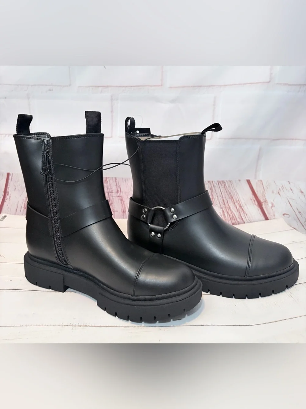 Art Class Crosby Boots Harness Moto Lug Sole  Size 3 NIB